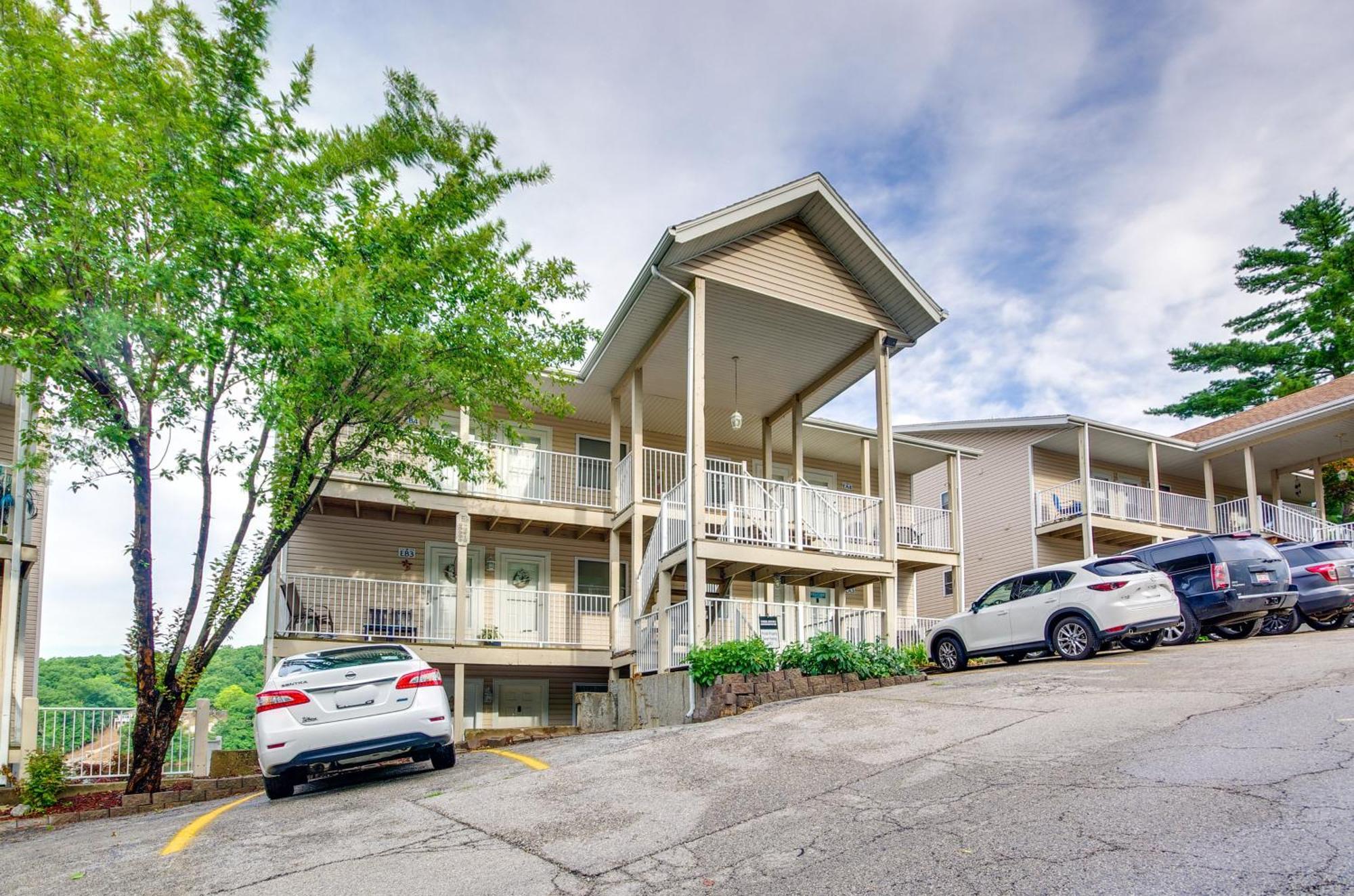 Cozy Lake Ozark Condo Rental With Grill, Pool Access Luaran gambar